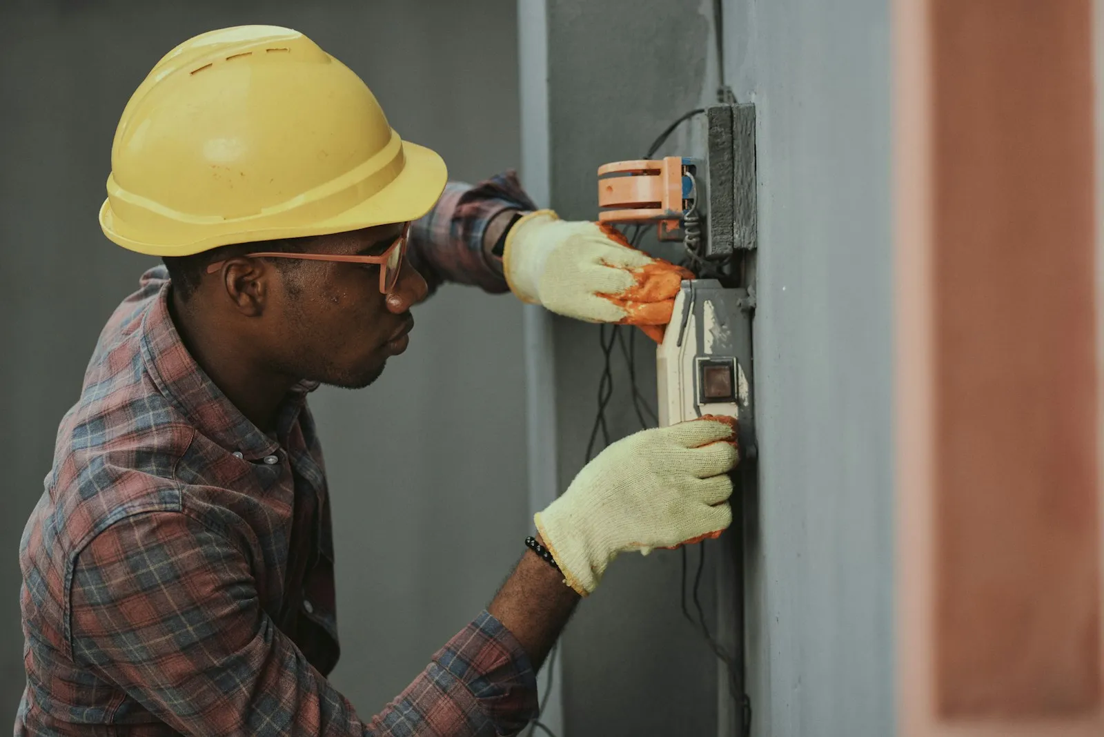 NEN 3140 installateur noodstroom Friesland: gids 2026
